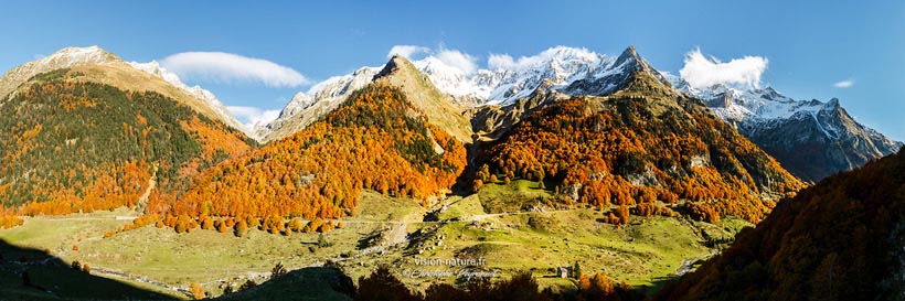 En remontant le long de la Vallée d'Ossau à l'automne