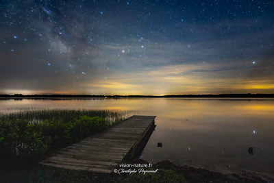 Cliquer pour agrandir la photo Voie lactee sur le lac de leon