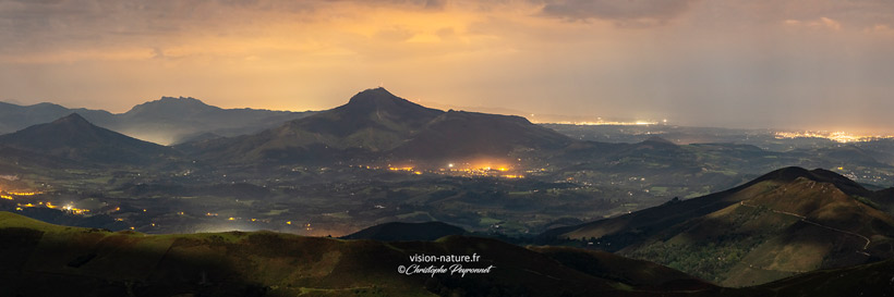La Rhune à la tombée de la nuit