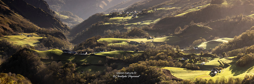 Panaorama sur le village de Larrau, en Soule - Pays Basque